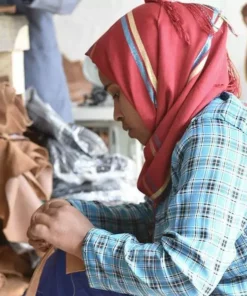 Purse & Clutch Leather Wallet - Caramel