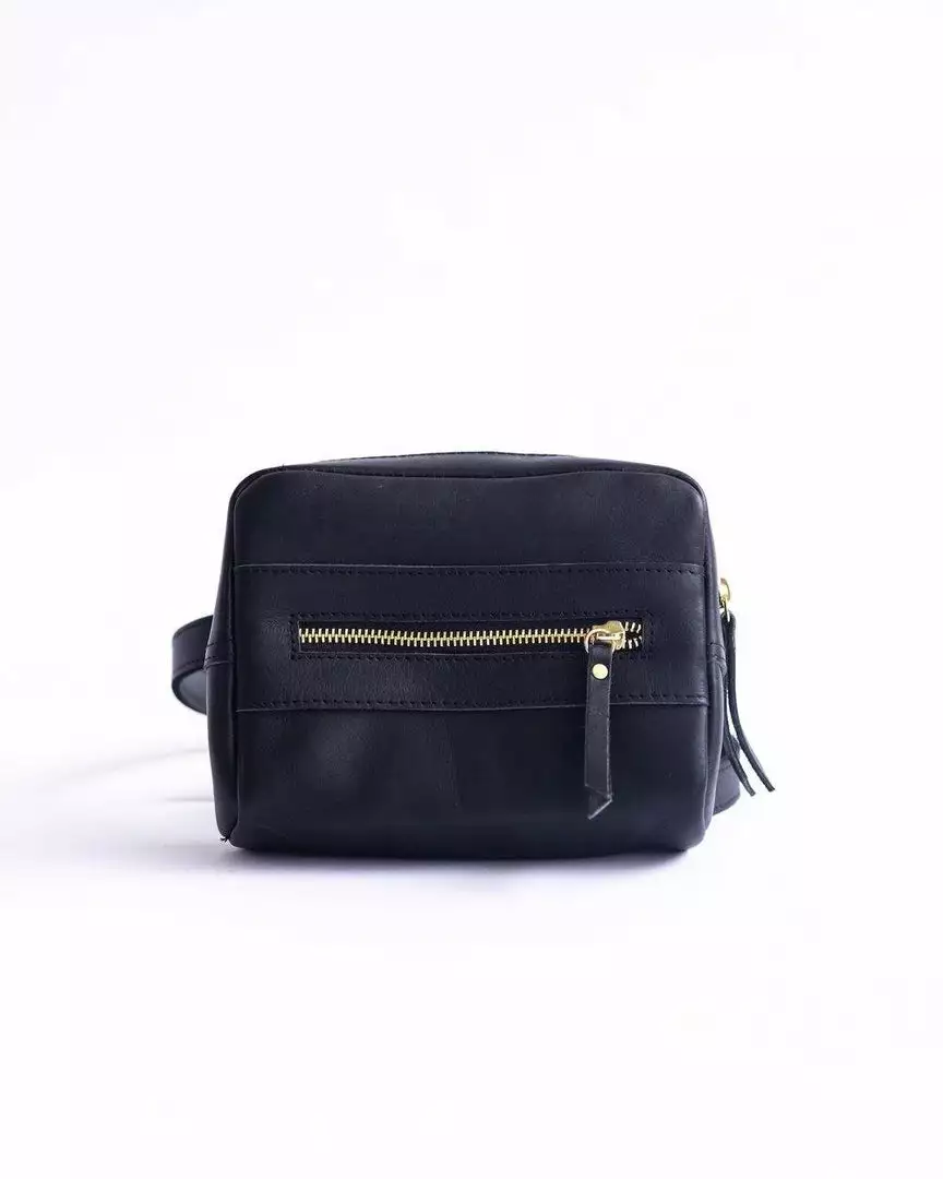 Abby Alley Handcrafted Brenda Belt Bag - Black 2 Abby Alley Handcrafted Brenda Belt Bag - Black