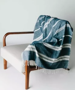 Creative Women Aden Throw Blanket