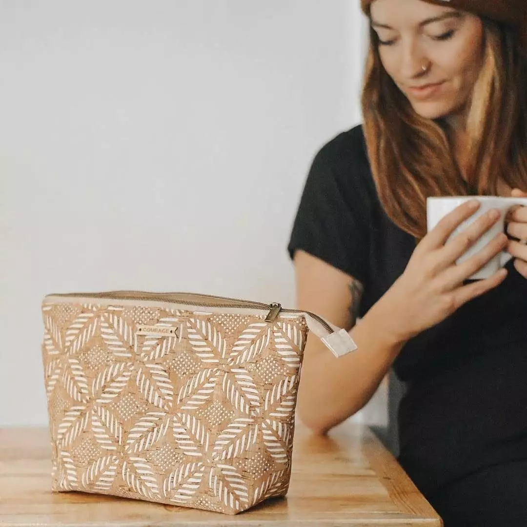 Carry Courage Best Sellers Adventurer Cork Cosmetics Bag - Cream 2 Carry Courage Best Sellers Adventurer Cork Cosmetics Bag - Cream