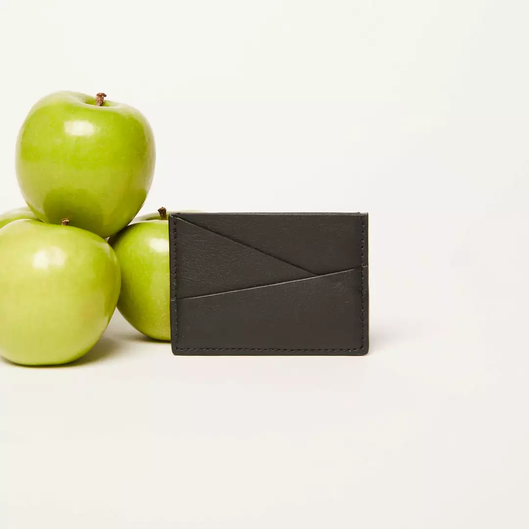 Allégorie Accessories Gala Apple Leather Puzzle Cardholder 6 Allégorie Accessories Gala Apple Leather Puzzle Cardholder