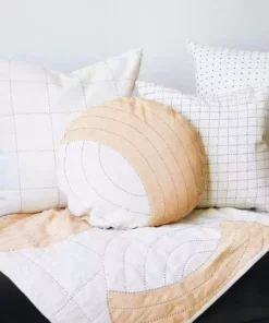 Anchal Crescent Lattice Quilt - Sand