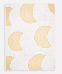 Anchal Crescent Lattice Quilt - Sand
