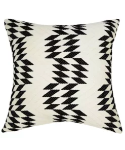 Archive New York Home Goods Almolonga Throw Pillow - White Quilt