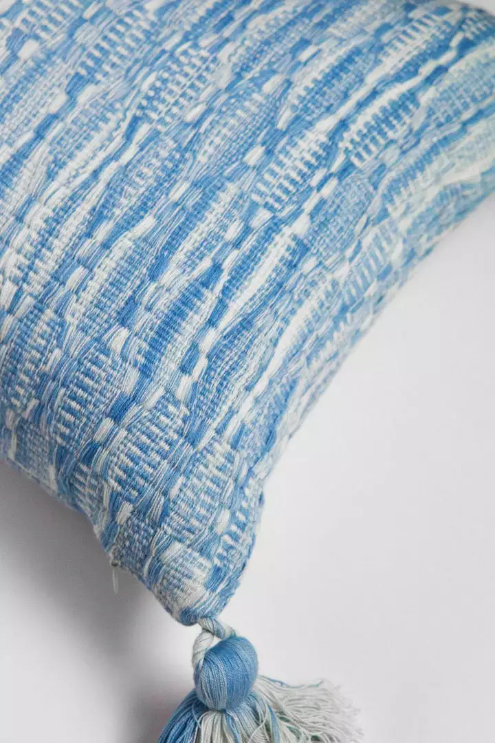 Archive New York Home Goods Antigua Lumbar Pillow - Ocean Blue Tie Dye 2 Archive New York Home Goods Antigua Lumbar Pillow - Ocean Blue Tie Dye