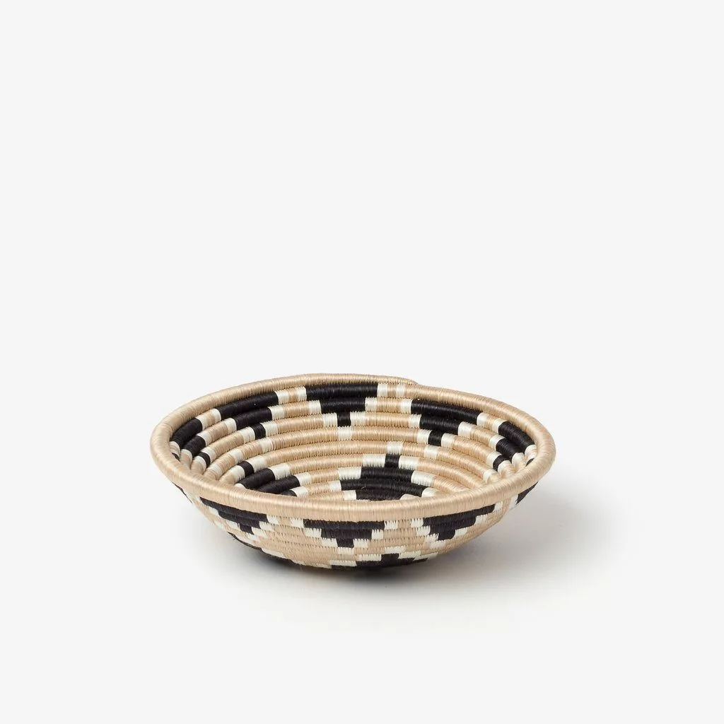 Azizi Life Akaneri Woven Bowls 7 Azizi Life Akaneri Woven Bowls