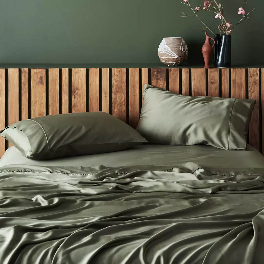 Ettitude Bamboo Sateen Fitted Sheet - Moss Best Sellers 2 Ettitude Bamboo Sateen Fitted Sheet - Moss Best Sellers