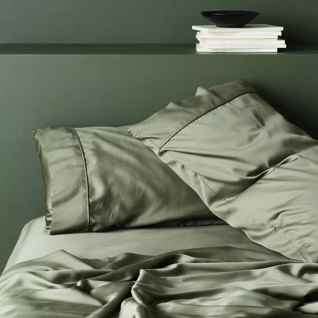 Ettitude Best Sellers Bamboo Sateen Pillowcase Set - Moss 2 Ettitude Best Sellers Bamboo Sateen Pillowcase Set - Moss