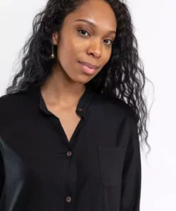 Tonlé Bayon Upcycled Button Up Tunic 15 Tonlé Bayon Upcycled Button Up Tunic