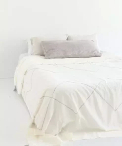 Creative Women Home Goods Berber Bedspread