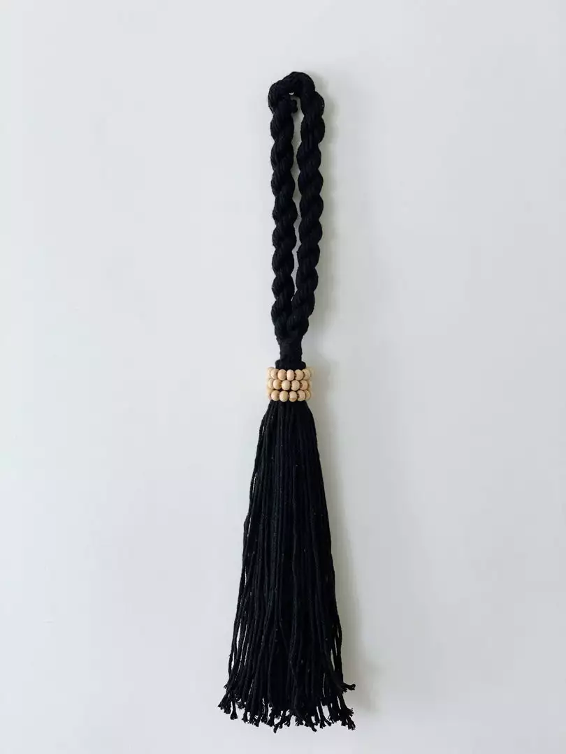 Ceremonia Black Yarn Tassel 1 Ceremonia Black Yarn Tassel