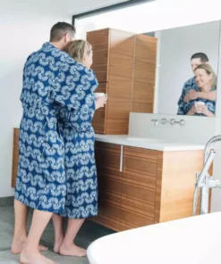 Bloom & Give Best Sellers Iris Unisex Robe