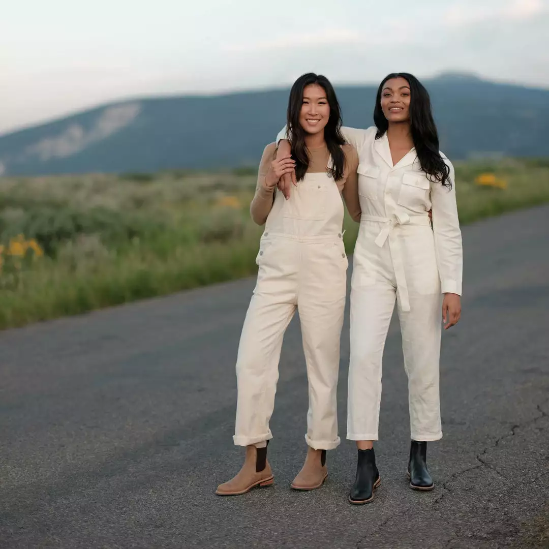 Nisolo Carmen Chelsea Boot - Black Shoes 11 Nisolo Carmen Chelsea Boot - Black Shoes