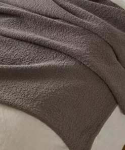 Coyuchi Cascade Matelasse Blanket - Morel