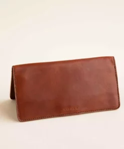 Nisolo Classic Wallet - Rosewood Accessories