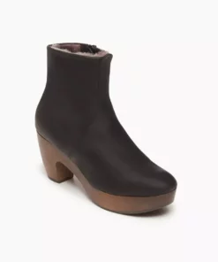 Coclico Tau Shearling Clog - Black