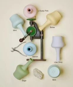 Middle Kingdom Best Sellers Colorful Mini Porcelain Vase 11