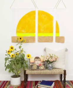 Conejo & Co Ojos Abiertos Wall Hanging - Sunshine
