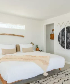 Conejo & Co Oso Wall Hanging - Black