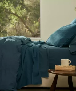 Coyuchi Cascade Matelasse Blanket - Aegean Home Goods