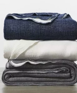 Coyuchi Cozy Cotton Blanket - Alpine White