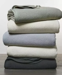 Coyuchi Honeycomb Blanket - Camellia