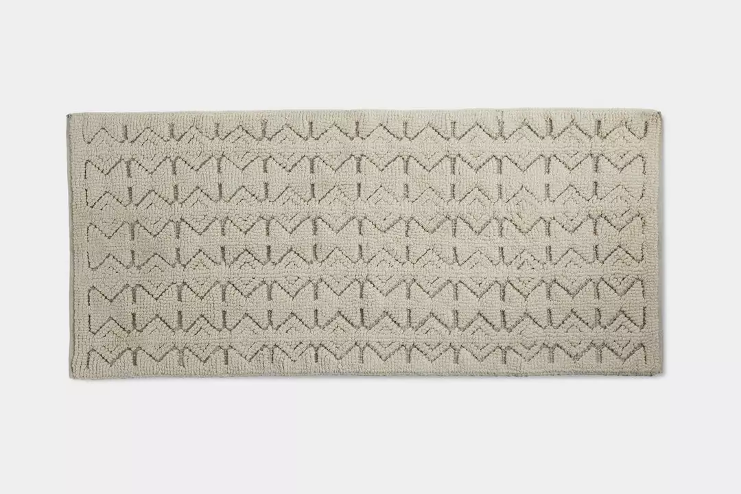 Coyuchi Mosaic Canyon Bath Runner - Undyed / Slate 1 Coyuchi Mosaic Canyon Bath Runner - Undyed / Slate