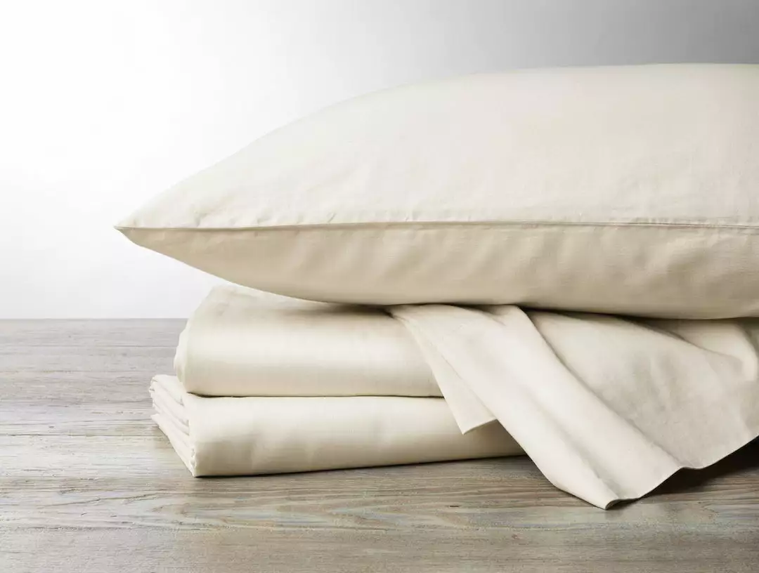 Coyuchi Home Goods Sateen Sheet Set - Undyed 4 Coyuchi Home Goods Sateen Sheet Set - Undyed