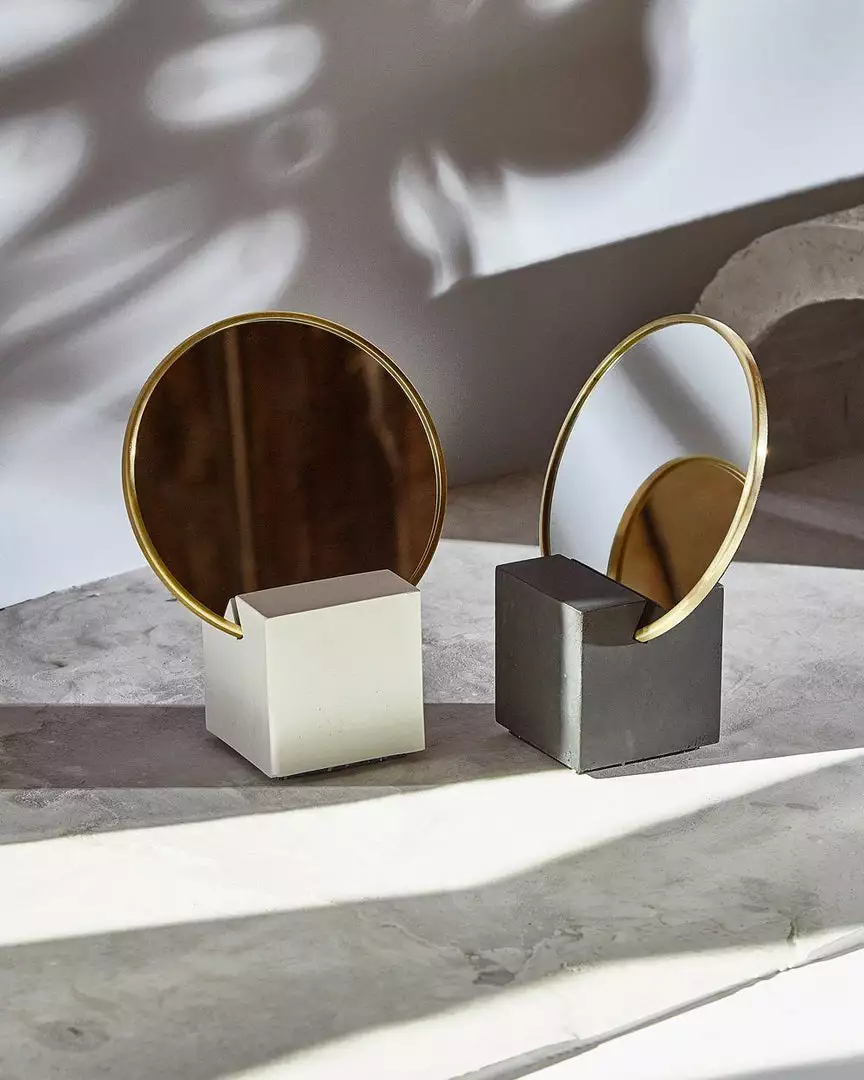 Slash Objects Slash Mirror - Dark Spring 4 Slash Objects Slash Mirror - Dark Spring