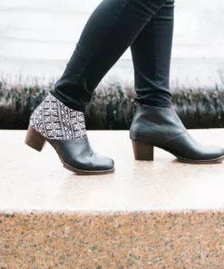 Darzah Tatreez Ankle Boot - Black + Ecru