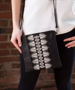 Darzah Cypress Tatreez Crossbody Bag - Ecru