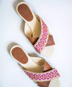 Darzah Shoes Tatreez Cross Sandal - Berry