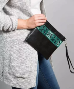 Darzah Egypt Tatreez Clutch - Teal Accessories