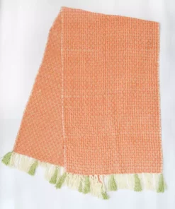 Zuahaza Diamond Uchuva Table Runner