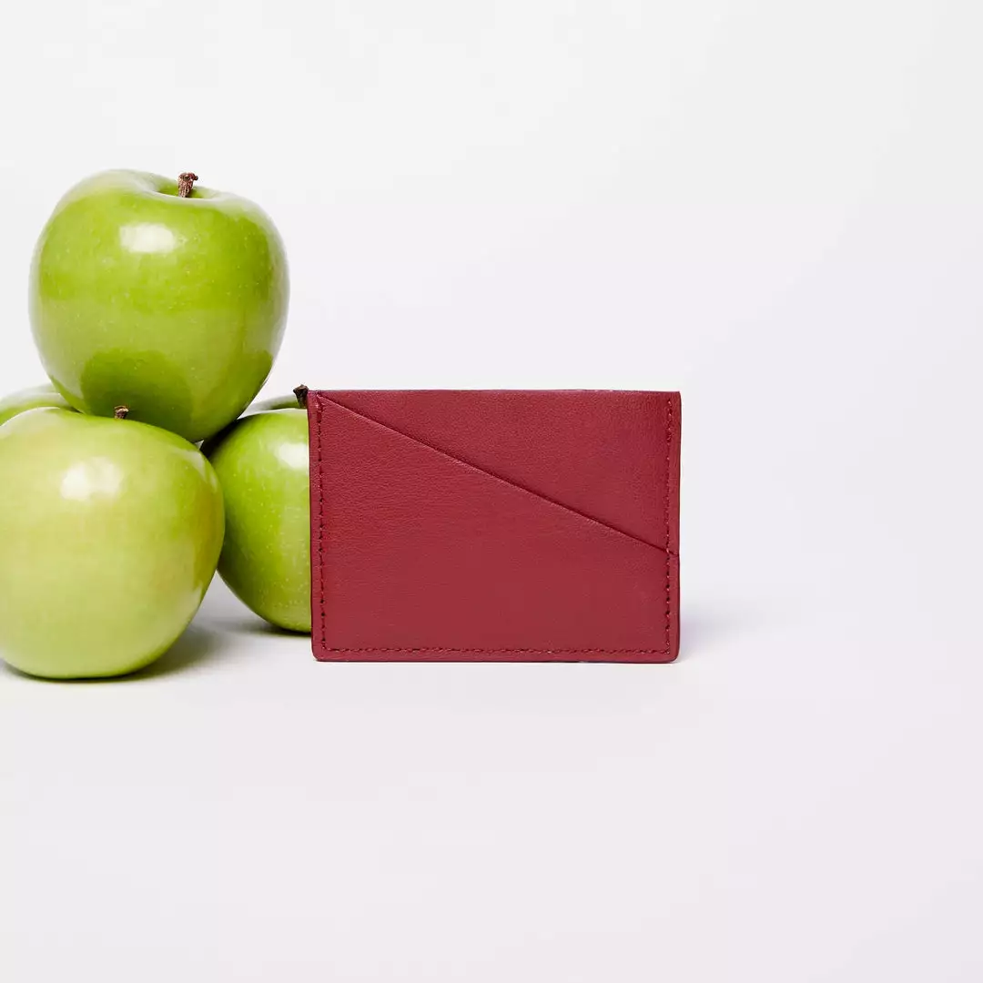 Allégorie Accessories Gala Apple Leather Puzzle Cardholder 7 Allégorie Accessories Gala Apple Leather Puzzle Cardholder