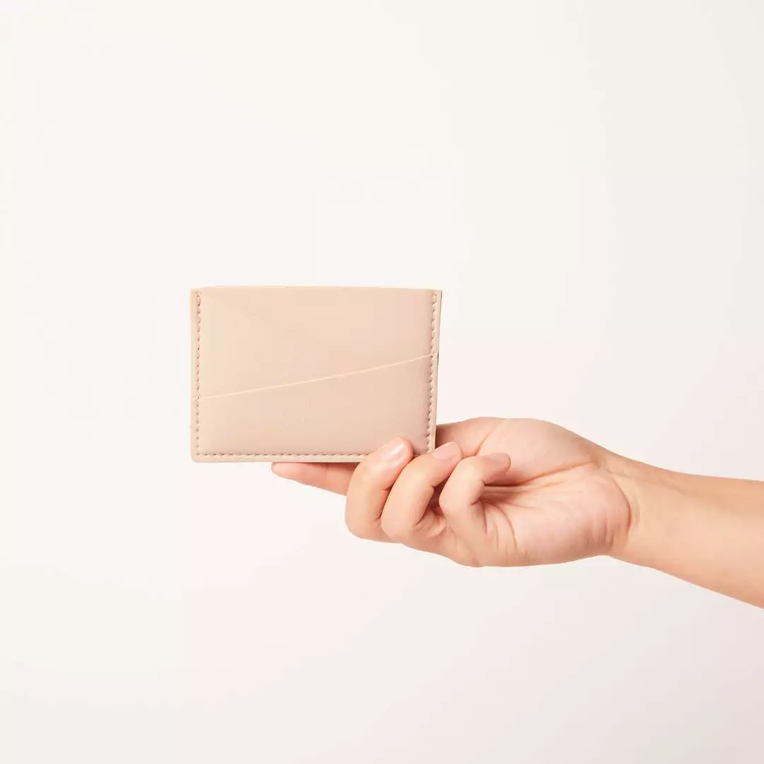 Allégorie Accessories Gala Apple Leather Puzzle Cardholder 15 Allégorie Accessories Gala Apple Leather Puzzle Cardholder