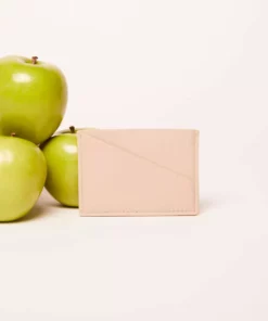 Allégorie Accessories Gala Apple Leather Puzzle Cardholder 22 Allégorie Accessories Gala Apple Leather Puzzle Cardholder