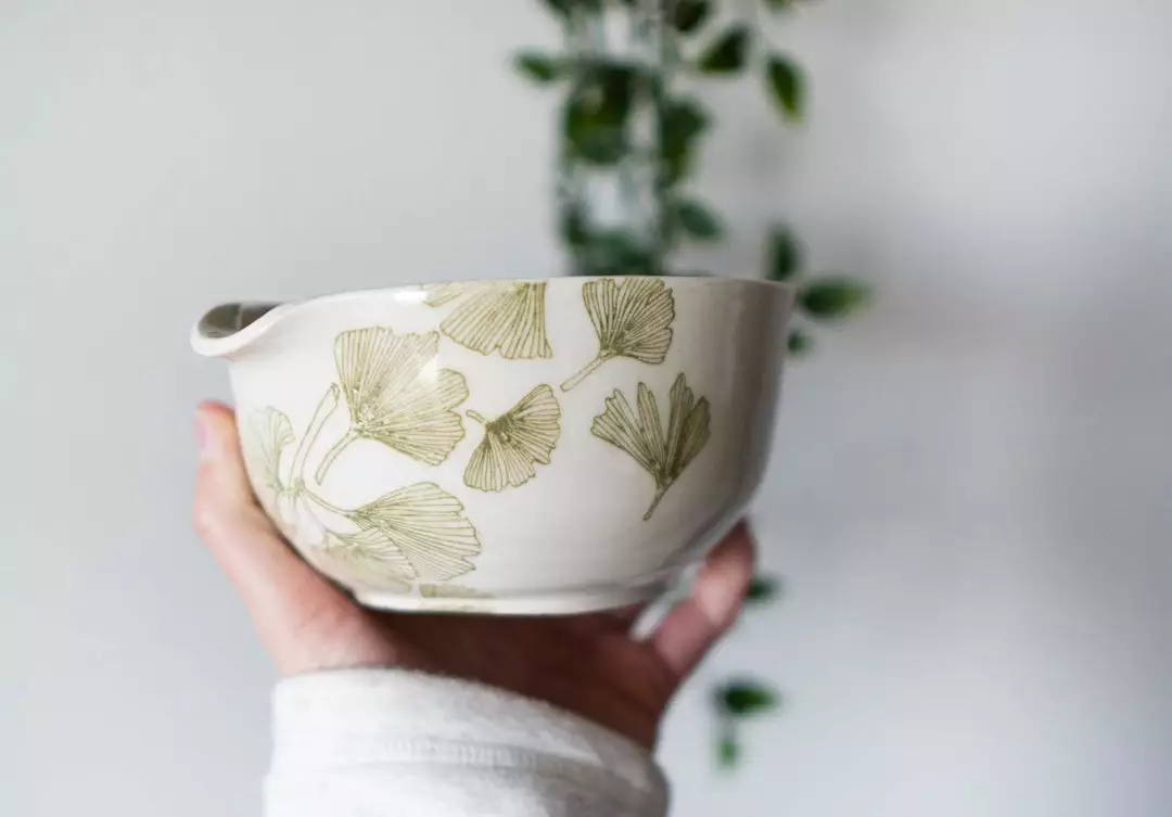 Moonshine Design Ginkgo Leaf Porcelain Matcha Bowl Home Goods 2 Moonshine Design Ginkgo Leaf Porcelain Matcha Bowl Home Goods