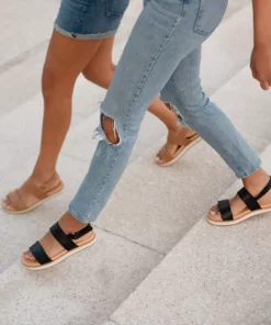 Nisolo Best Sellers Go-To Flatform Sandal