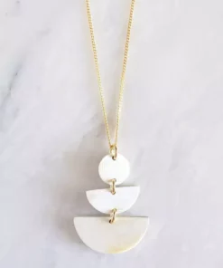 Hathorway Saigon Horn Pendant Necklace