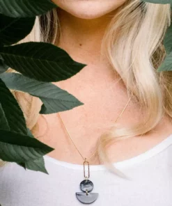 Hathorway Jewelry Tho Horn Pendant Necklace