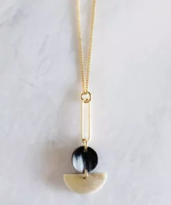 Hathorway Jewelry Tho Horn Pendant Necklace
