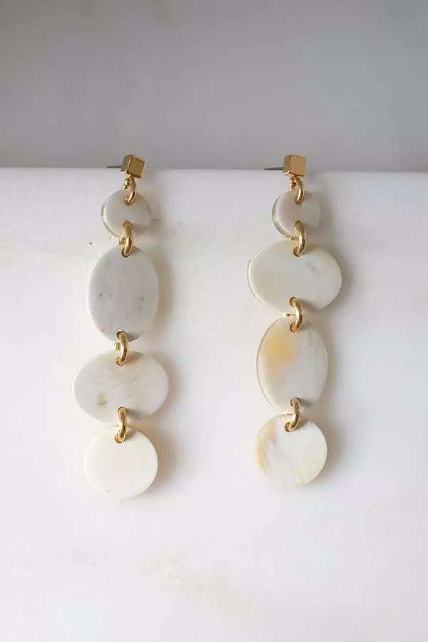 Hathorway Xinh Xan Horn Earrings - Light 1 Hathorway Xinh Xan Horn Earrings - Light