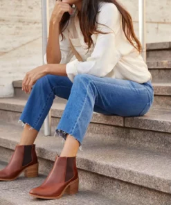 Nisolo Heeled Chelsea Boot - Brandy Shoes 11 Nisolo Heeled Chelsea Boot - Brandy Shoes