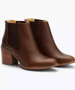 Nisolo Shoes Heeled Chelsea Boot - Chocolate