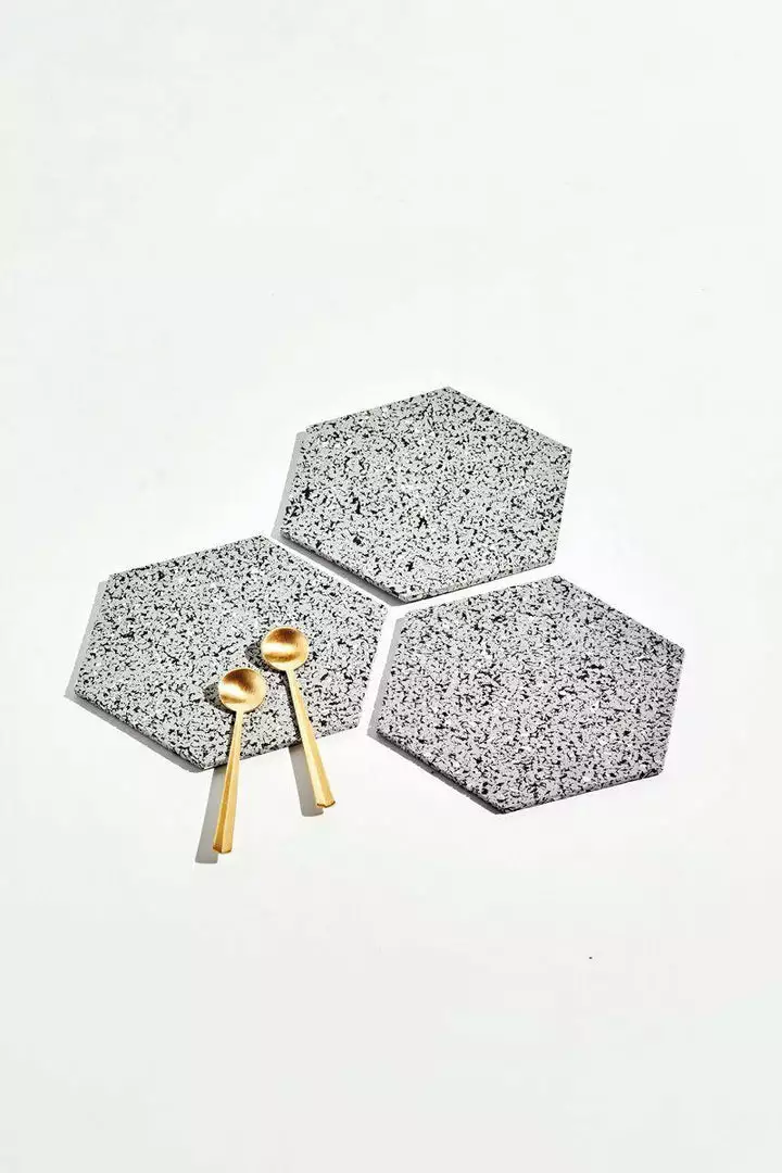 Slash Objects Hex Recycled Rubber Trivet Set - Gris Kitchen + Dining 2 Slash Objects Hex Recycled Rubber Trivet Set - Gris Kitchen + Dining