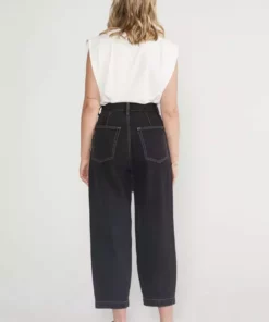 ÉTICA Iris Relaxed Taper Jeans - Obsidian