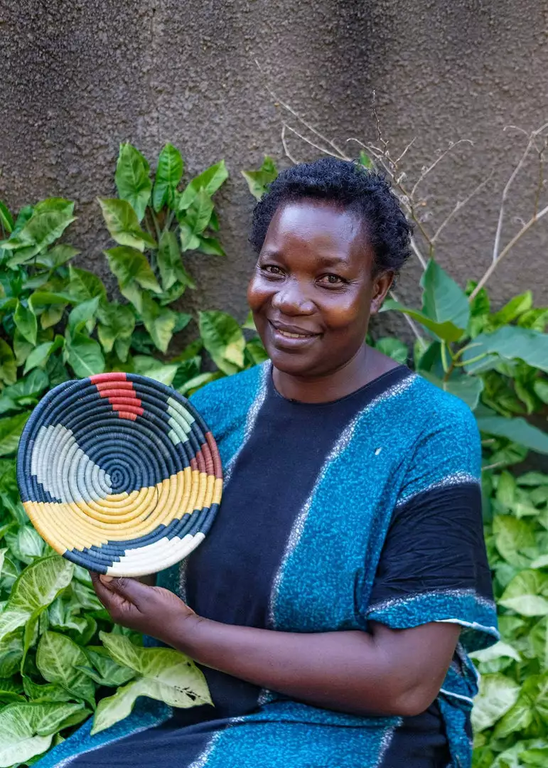 KAZI Medium Mod Abstract Round Basket 5 KAZI Medium Mod Abstract Round Basket