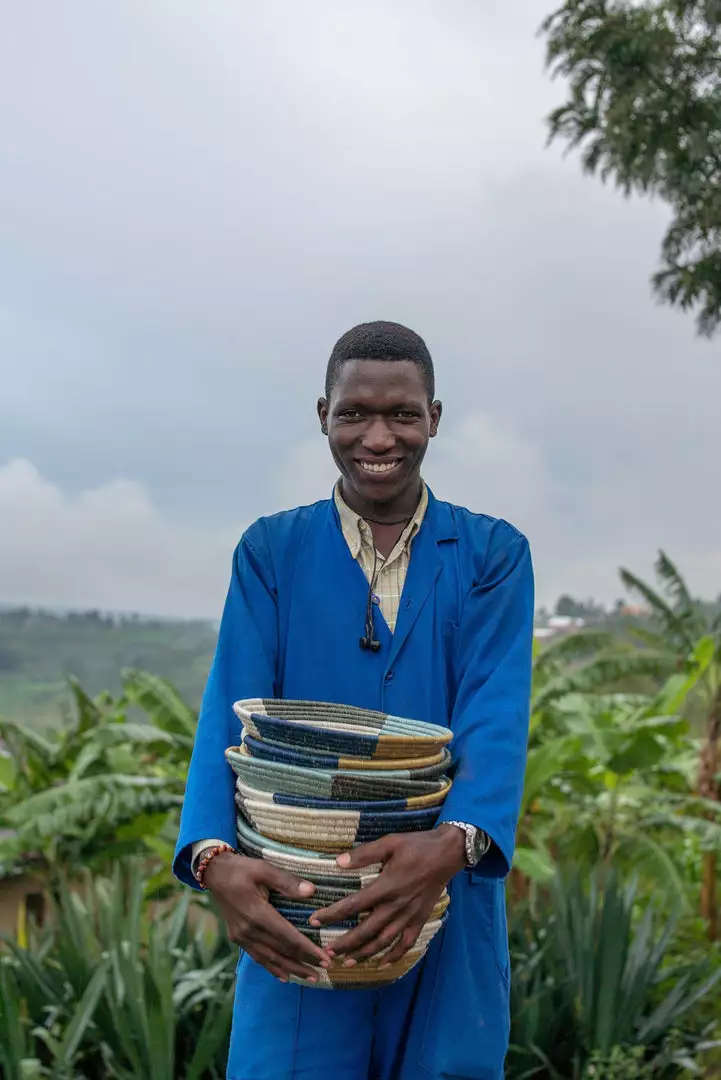 KAZI Medium Silver Blue Umuseke Round Basket Home Goods 5 KAZI Medium Silver Blue Umuseke Round Basket Home Goods