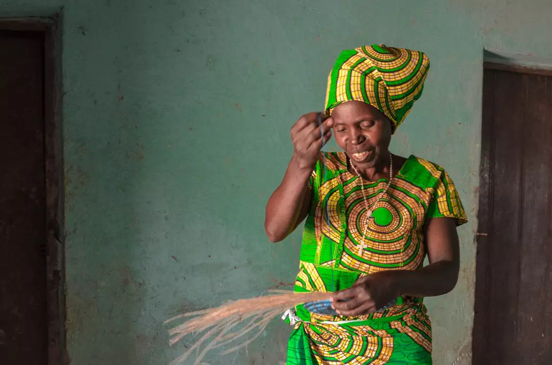 KAZI Home Goods Dark Gray Ring Charger Wall Disc 3 KAZI Home Goods Dark Gray Ring Charger Wall Disc